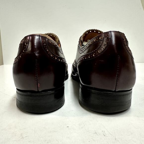 VERY GOOD VTG Alan McAfee Wingtip Oxford Bal Burgundy Made England 8.5 / US 9.5